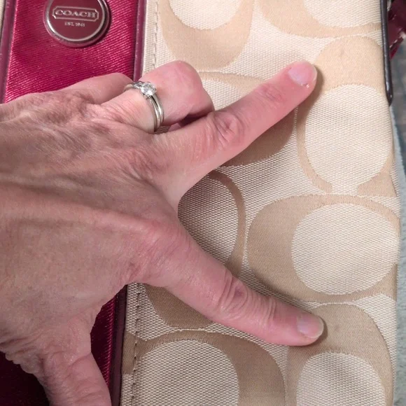 Coach Signature Canvas and Patent Leather Shoulder Bag K1394-29561E - Picture 15 of 15